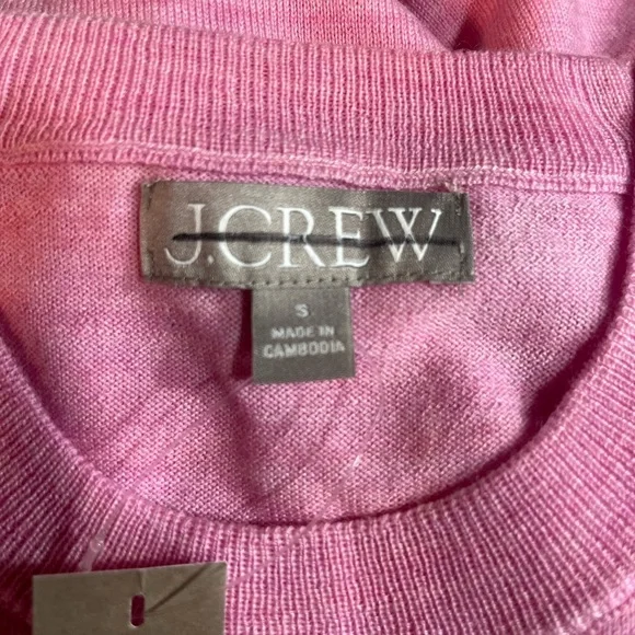 J.Crew Carolyn fitted crewneck sweater in merino wool in heather neon orchid - Picture 7 of 8